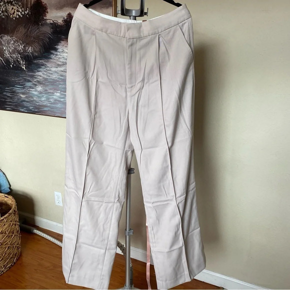 NWT House of CB Alivia BEIGE LOOSE FIT TROUSERS straight leg minimalist size M - Picture 3 of 16